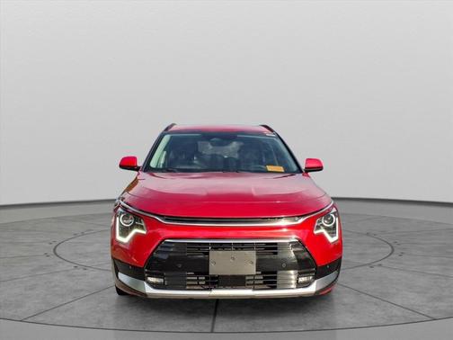 2023 Kia Niro SX