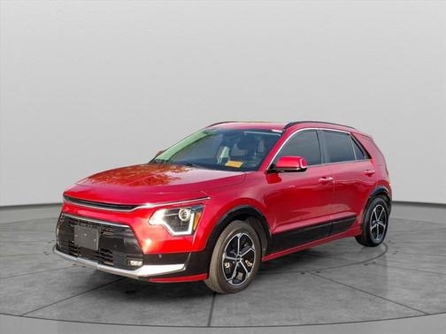 2023 Kia Niro SX