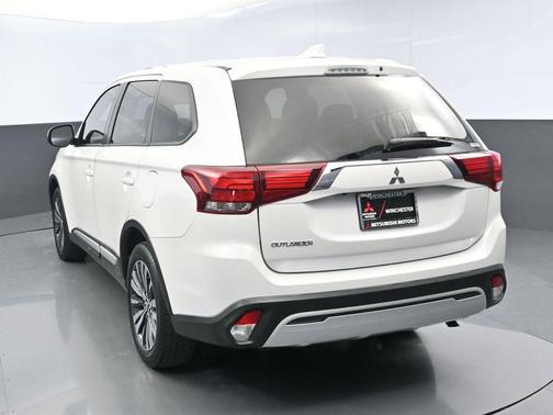 2020 Mitsubishi Outlander ES