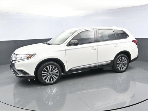 2020 Mitsubishi Outlander ES