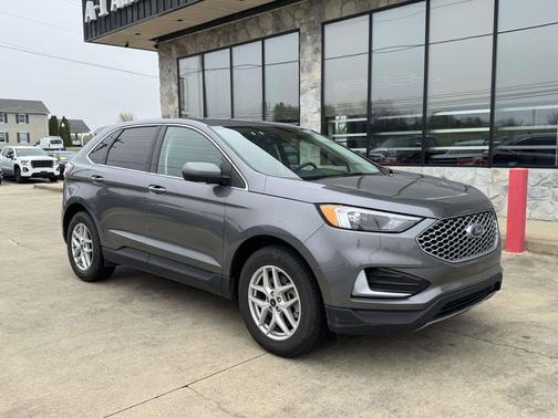 Gray Metallic 2024 Ford Edge SEL