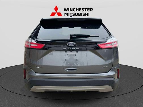 Gray Metallic 2024 Ford Edge SEL
