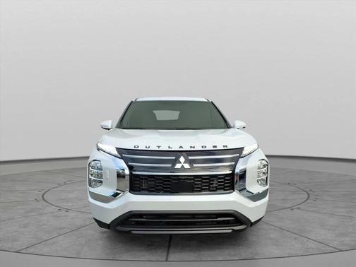 2025 Mitsubishi Outlander ES 2.5 S-AWC