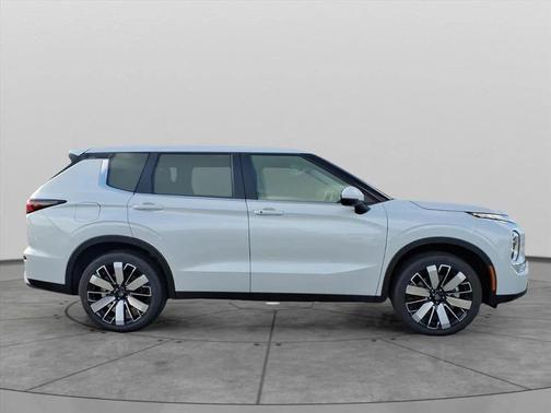 2025 Mitsubishi Outlander SE 2.5 S-AWC