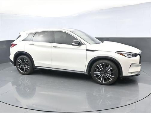2022 INFINITI QX50 LUXE AWD