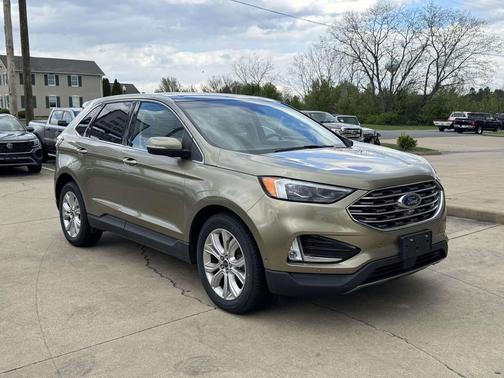 Magnetic Metallic 2020 Ford Edge Titanium