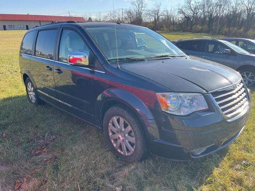 2008 Chrysler Town & Country Touring