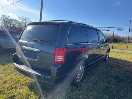 2008 Chrysler Town & Country Touring