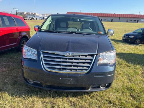 2008 Chrysler Town & Country Touring