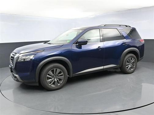 2024 Nissan Pathfinder SV FWD