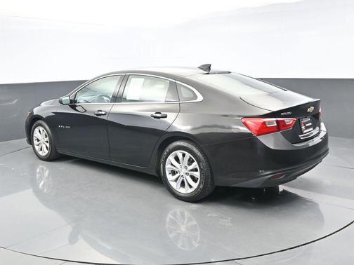 Mosaic Black Metallic 2023 Chevrolet Malibu FWD 1LT