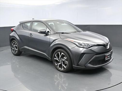 2022 Toyota C-HR XLE