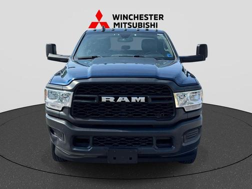 Patriot Blue Pearlcoat 2022 RAM 3500 Tradesman Crew Cab 4x4 8' Box