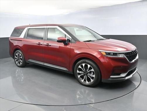 2024 Kia Carnival EX