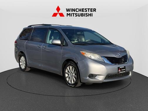 2012 Toyota Sienna LE