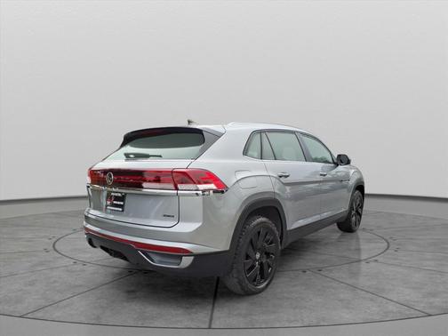 2024 Volkswagen Atlas Cross Sport 2.0T SE w/Technology 4MOTION