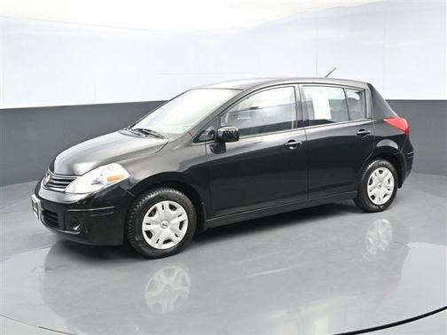 2010 Nissan Versa 1.8 S