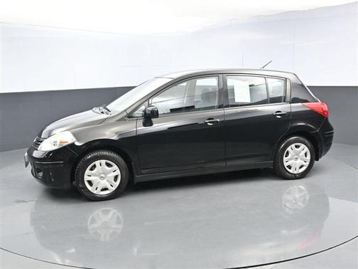 2010 Nissan Versa 1.8 S