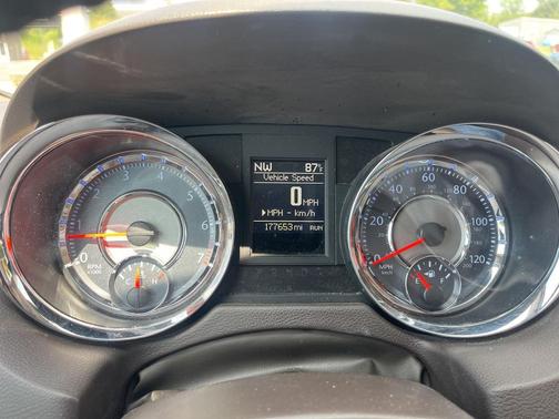 2016 Chrysler Town & Country Touring