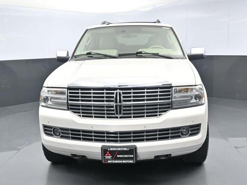 2014 Lincoln Navigator Base
