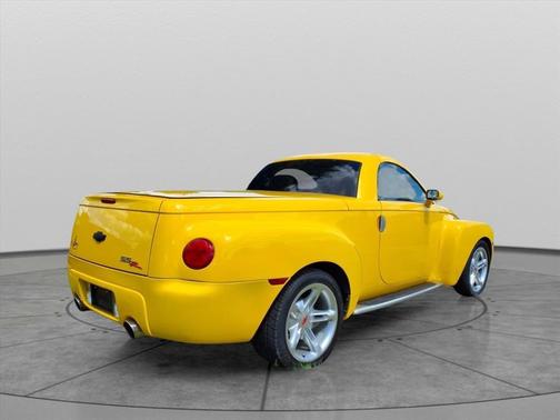 2003 Chevrolet SSR LS