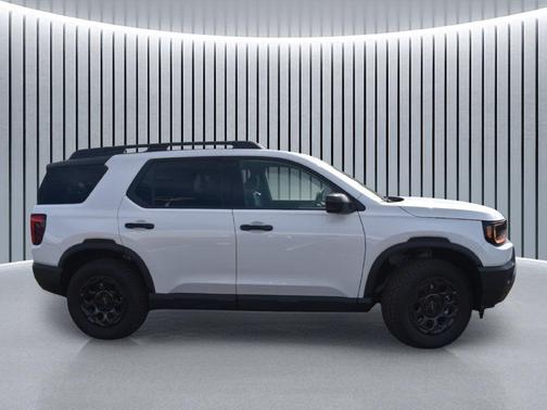 Platinum White Pearl 2026 Honda Passport TrailSport Elite Blackout