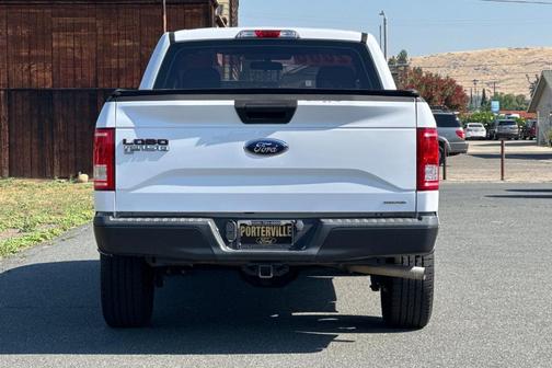 Oxford White 2016 Ford F-150 XL