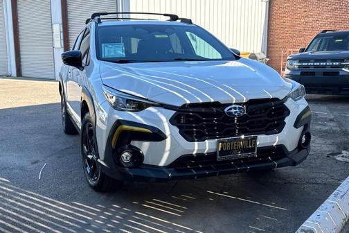 Crystal White Pearl 2024 Subaru Crosstrek Sport