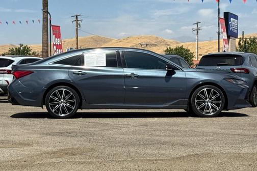2020 Toyota Avalon Touring