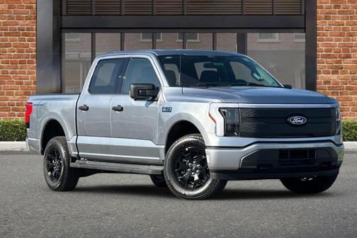 2025 Ford F-150 Lightning XLT