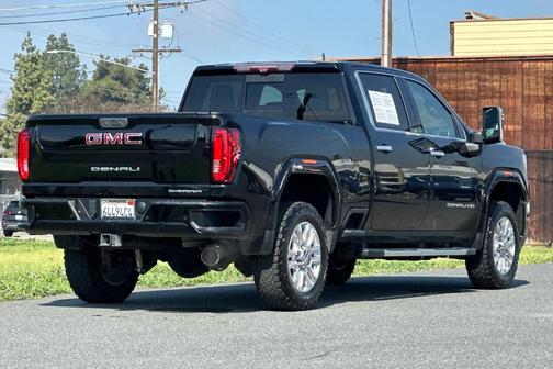 2020 GMC Sierra 2500 Denali