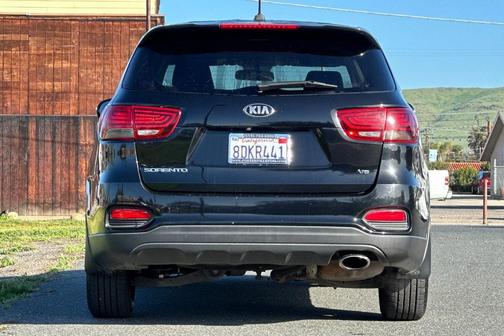2019 Kia Sorento LX