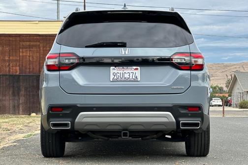 2023 Honda Pilot Touring