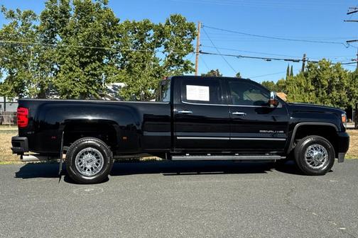 Onyx Black 2015 GMC Sierra 3500 Denali