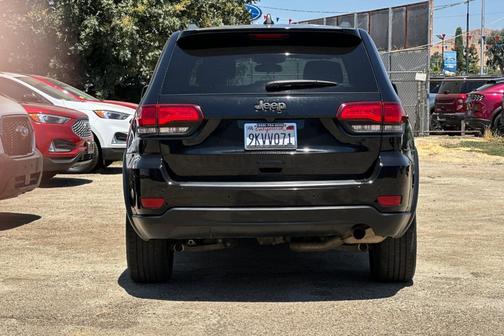 2021 Jeep Grand Cherokee Laredo E