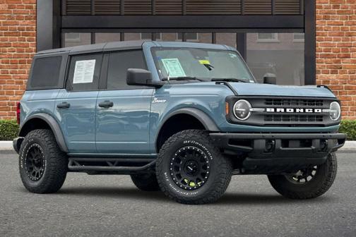 2022 Ford Bronco Black Diamond