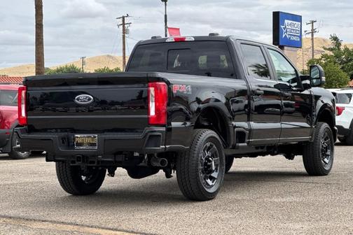 Agate Black Metallic 2026 Ford F-250 XL