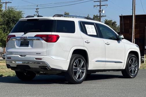 White Frost Tri-Coat 2018 GMC Acadia Denali