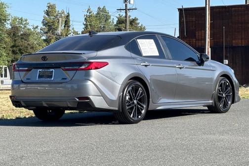 Metal 2025 Toyota Camry XSE