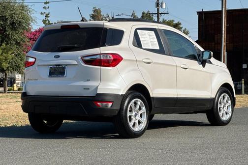 White Platinum Clearcoat Metallic 2019 Ford EcoSport SE