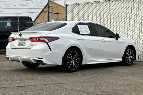 2023 Toyota Camry SE Nightshade