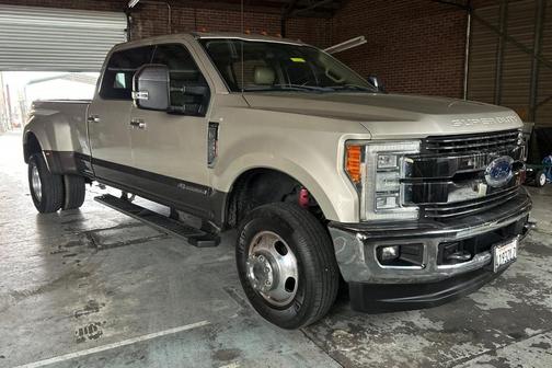 2017 Ford F-350 Lariat Super Duty