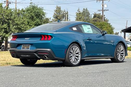 2026 Ford Mustang GT Premium