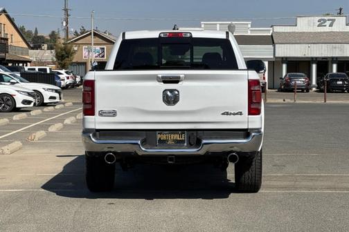 Ivory White Tri-Coat Pearlcoat 2019 RAM 1500 Limited