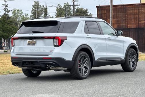 Space White Metallic 2026 Ford Explorer ST