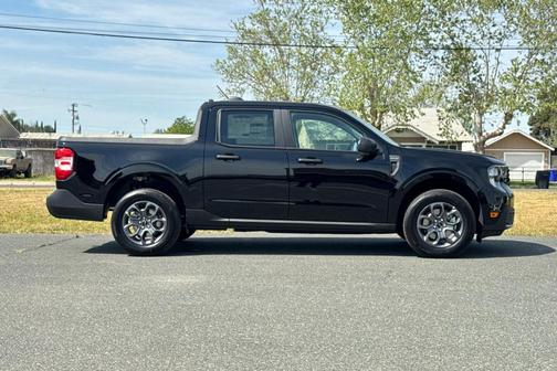 Shadow Black 2026 Ford Maverick XLT