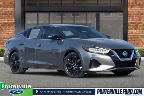 Gun Metallic 2021 Nissan Maxima SV