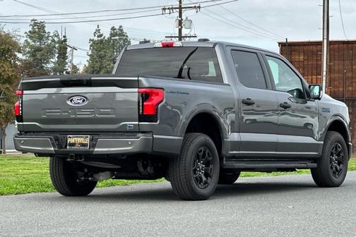 2025 Ford F-150 Lightning XLT