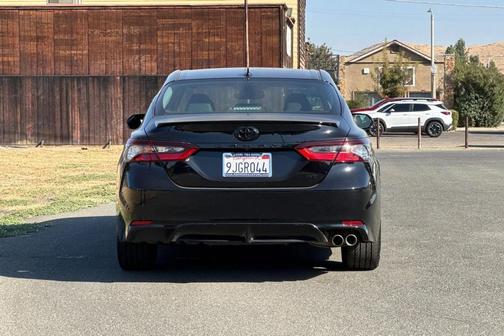Midnight Black Metallic 2024 Toyota Camry SE Nightshade