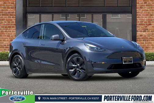 Stealth Gray 2024 Tesla Model Y Long Range